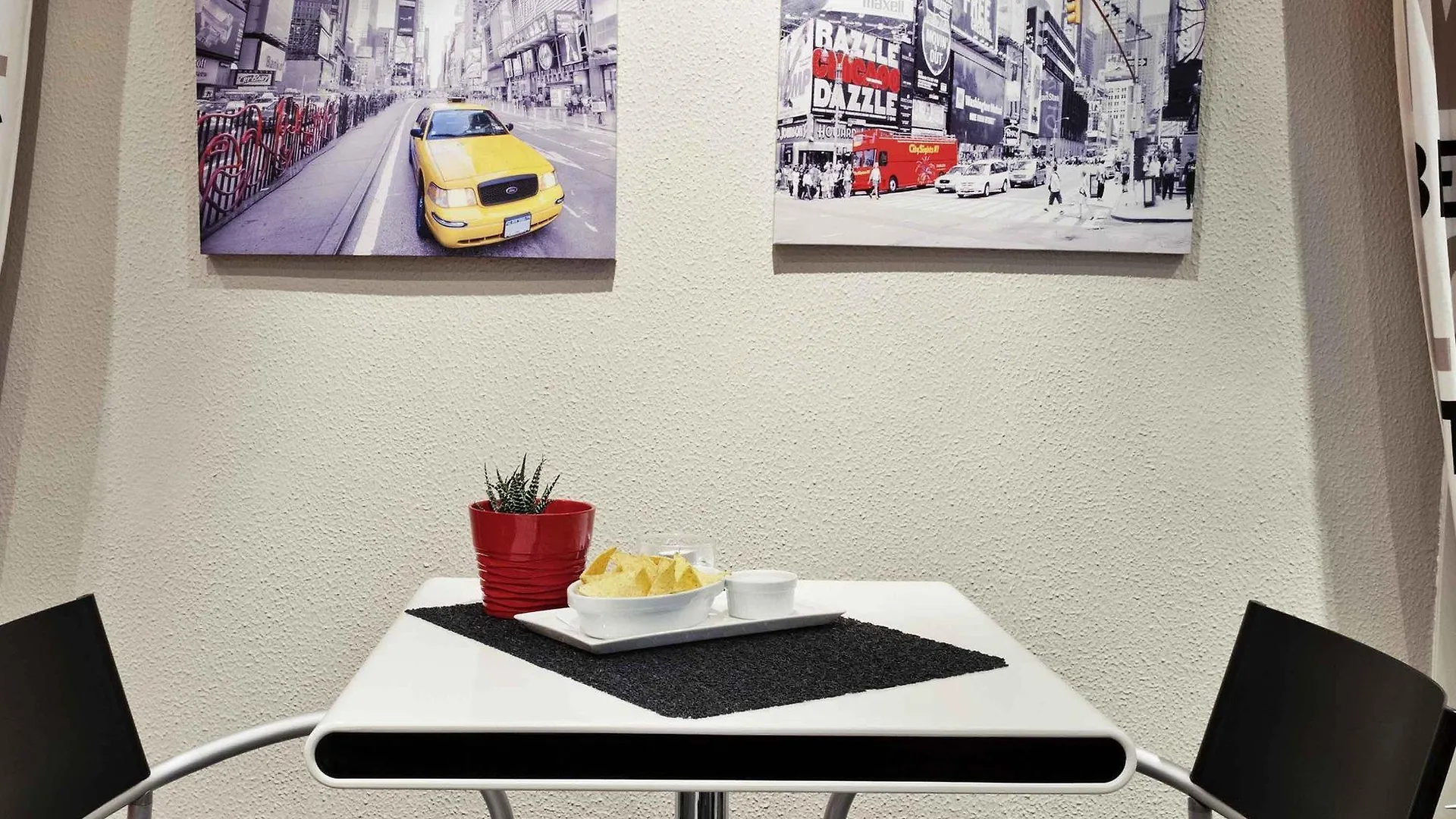 ***  B&B Hotel Lille Villeneuve D'Ascq Grand Stade Francia