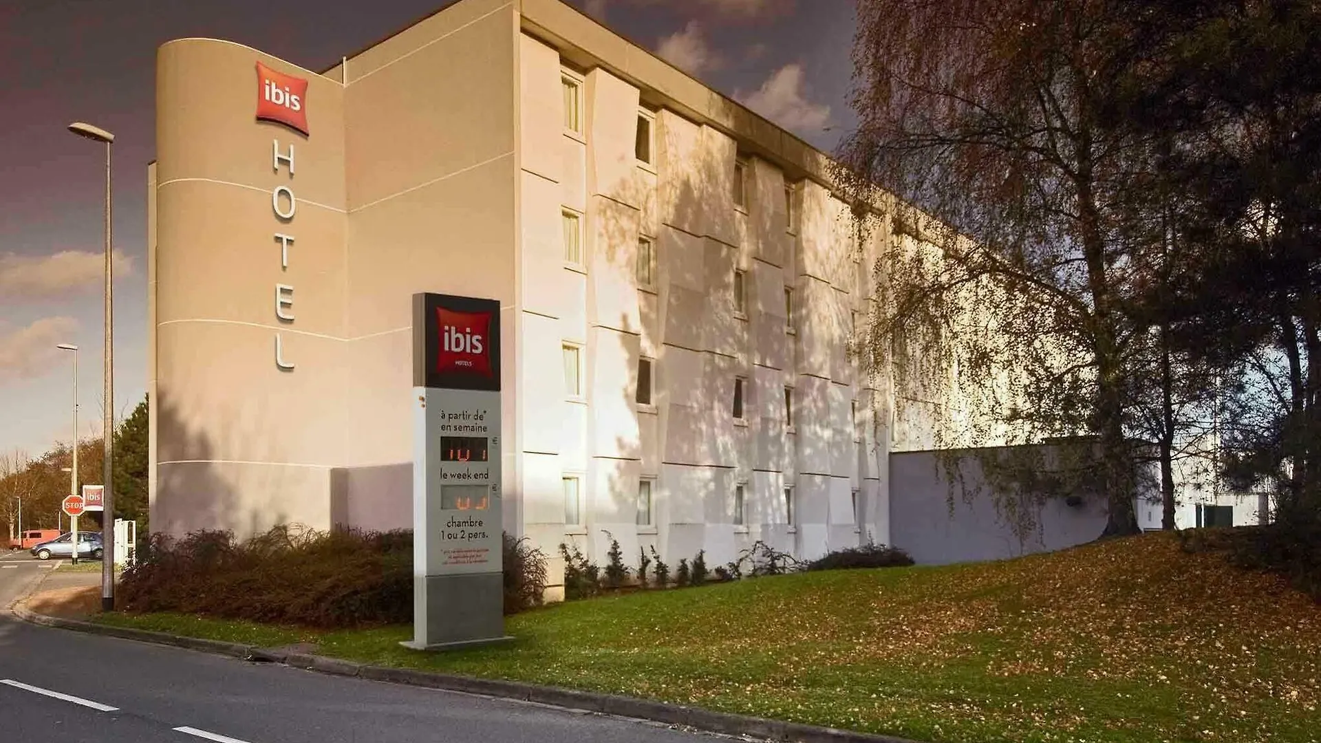 B&B Hotel Lille Villeneuve D'Ascq Grand Stade Villeneuve-d'Ascq